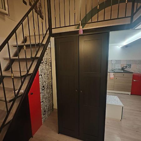 Mini Loft In Centro Lejlighed Bari Eksteriør billede