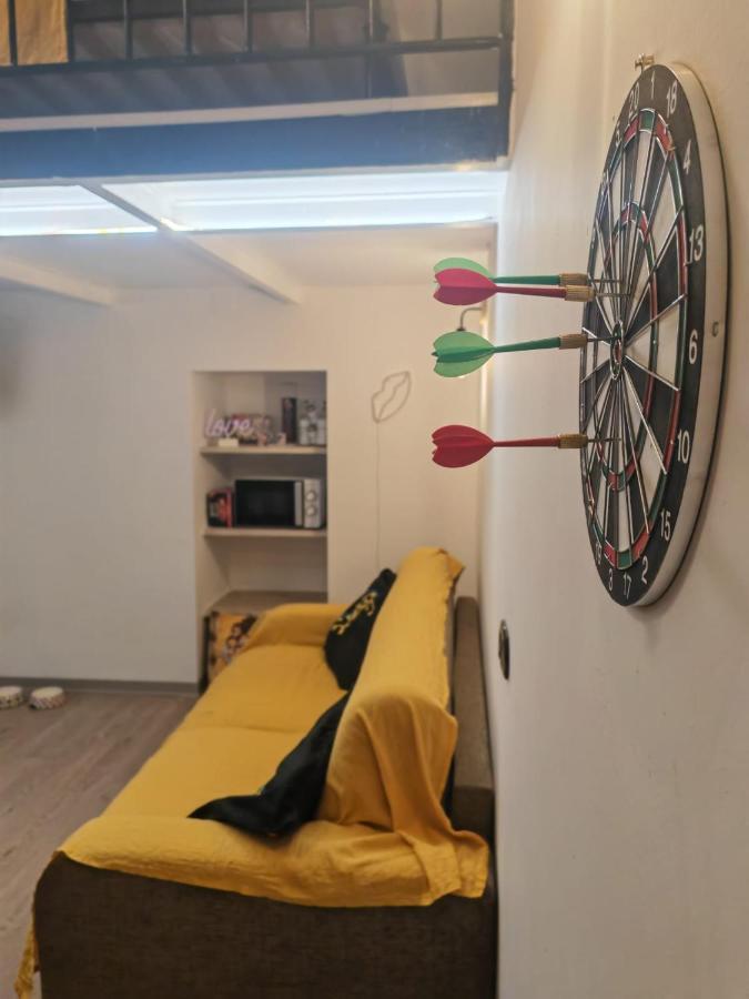 Mini Loft In Centro Lejlighed Bari Eksteriør billede