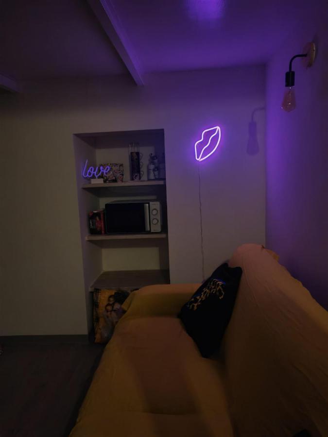 Mini Loft In Centro Lejlighed Bari Eksteriør billede