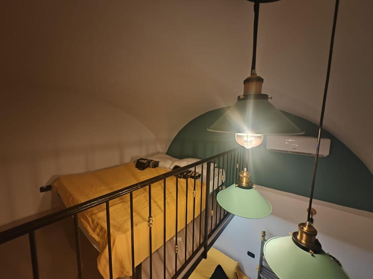 Mini Loft In Centro Lejlighed Bari Eksteriør billede